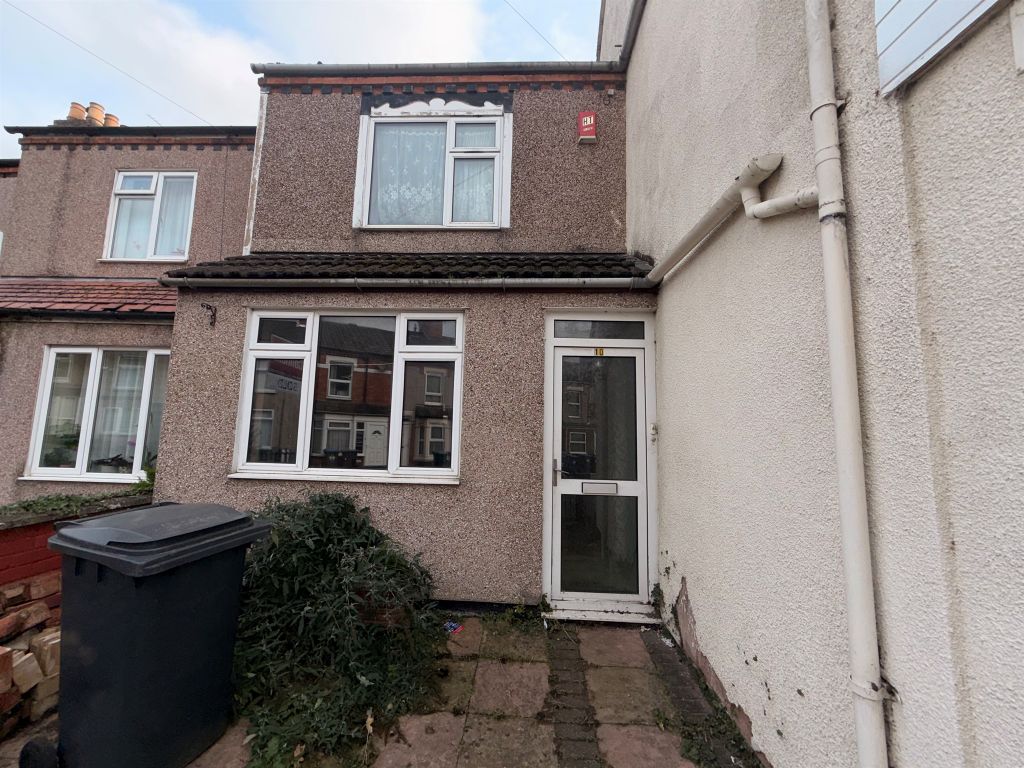 Property photo 2 of 12