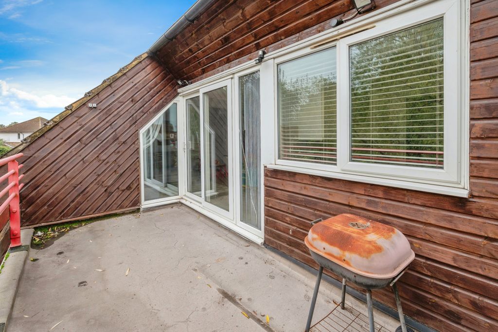 Property photo 2 of 11 Photography