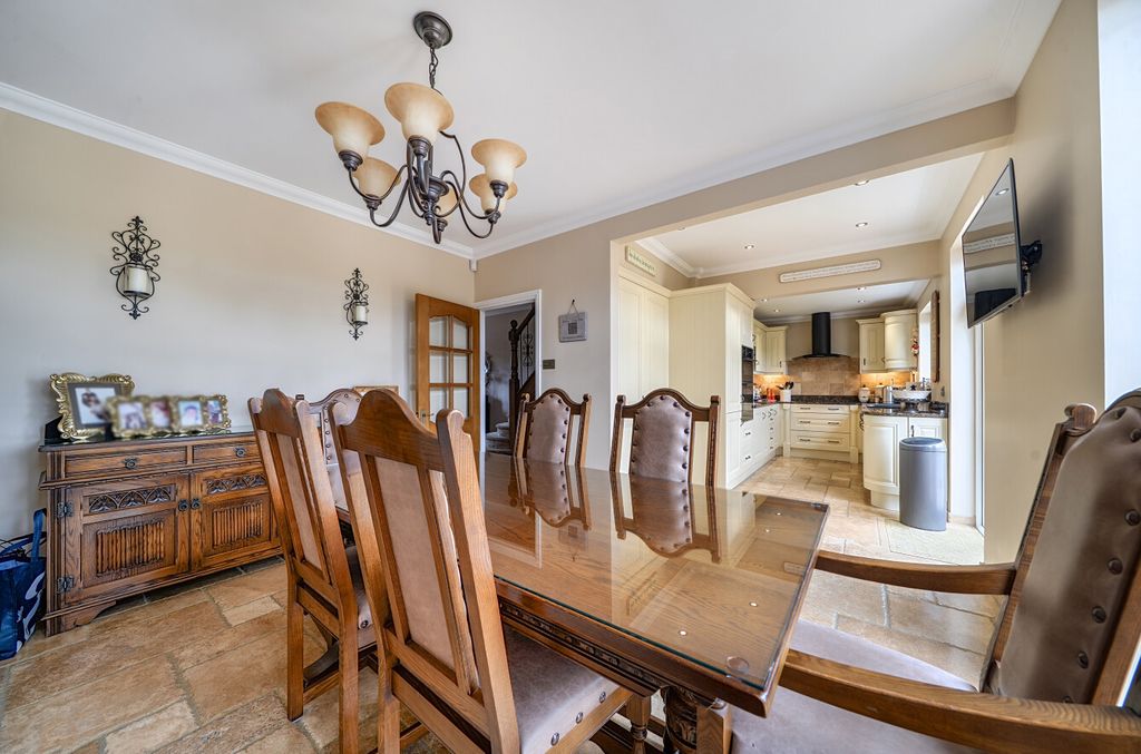 Property photo 3 of 20 1459991-10-6A0B2F...