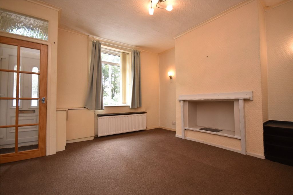 Property photo 2 of 12 Picture No. 10