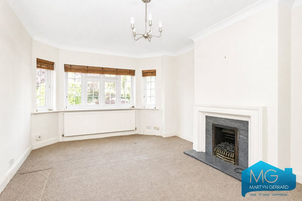 Property photo 3 of 9 Picture No. 23