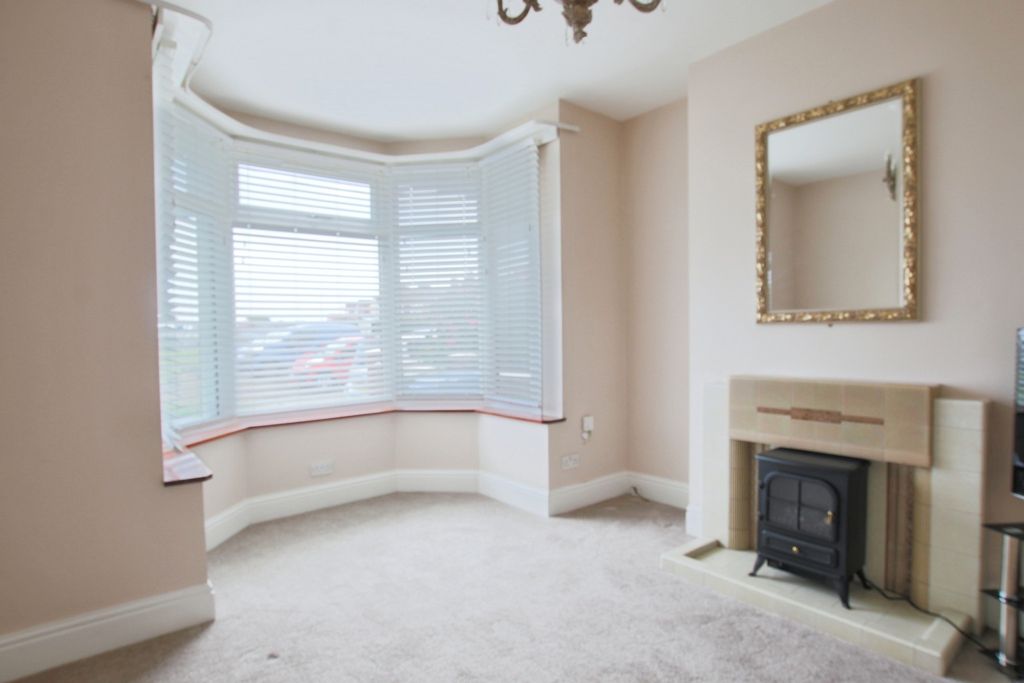 Property photo 2 of 14 4009025