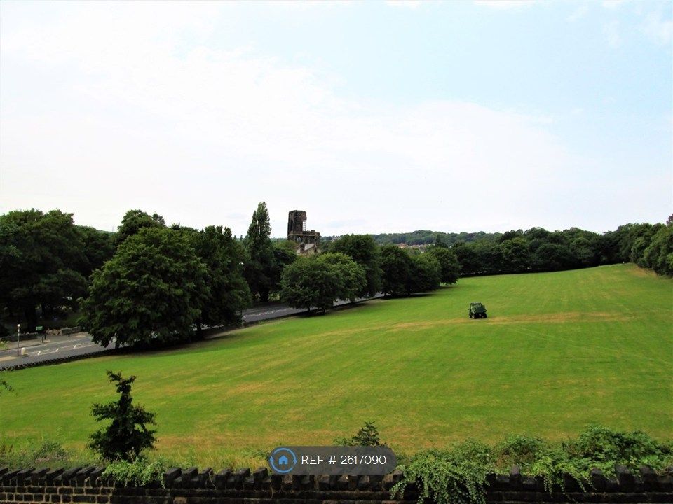 Property photo 3 of 11