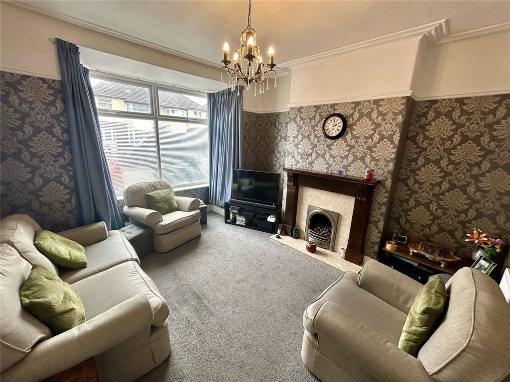 Property photo 3 of 13 Picture No. 20