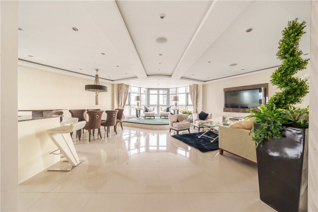 Property photo 1 of 13 2