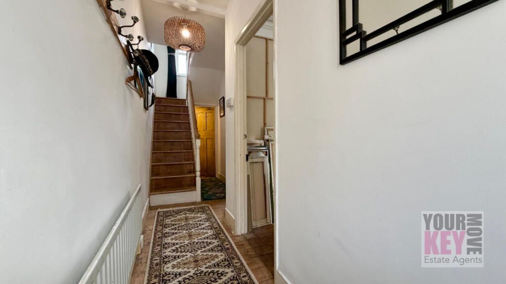 Property photo 3 of 25