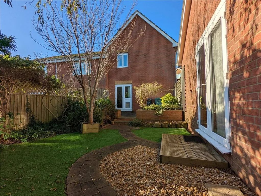 Property photo 3 of 10