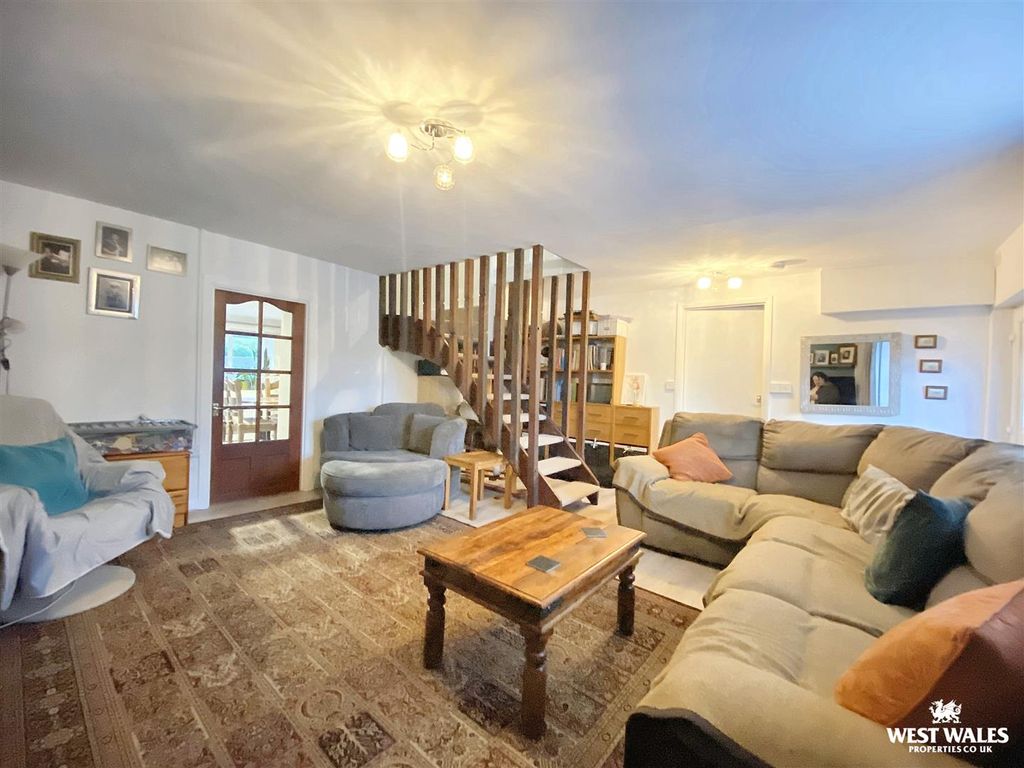 Property photo 3 of 28 Img_3234.Jpg