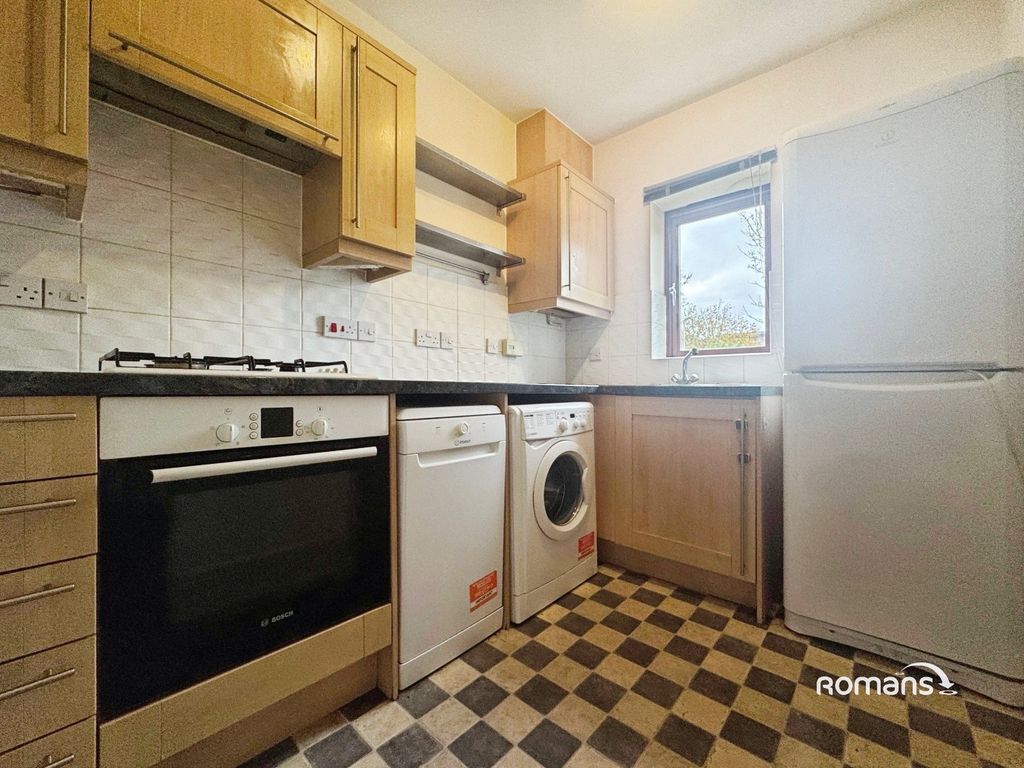 Property photo 2 of 10 Picture No. 14