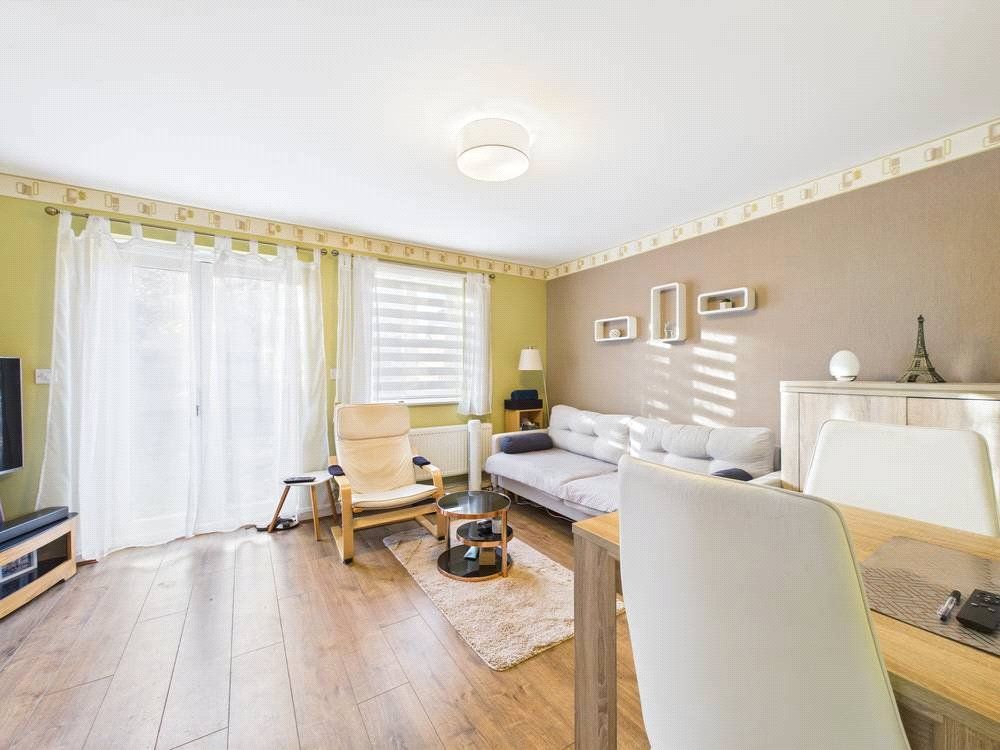 Property photo 3 of 10 Picture No. 02