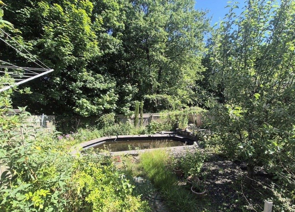 Property photo 3 of 3