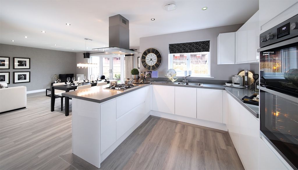 Property photo 2 of 16