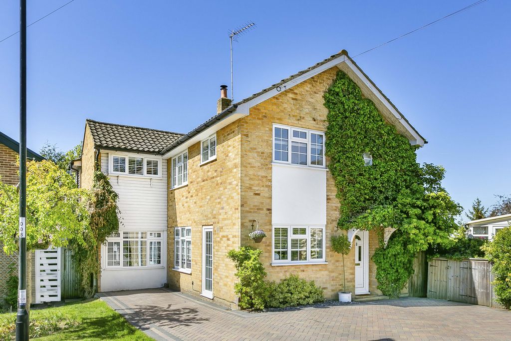 Property photo 1 of 39