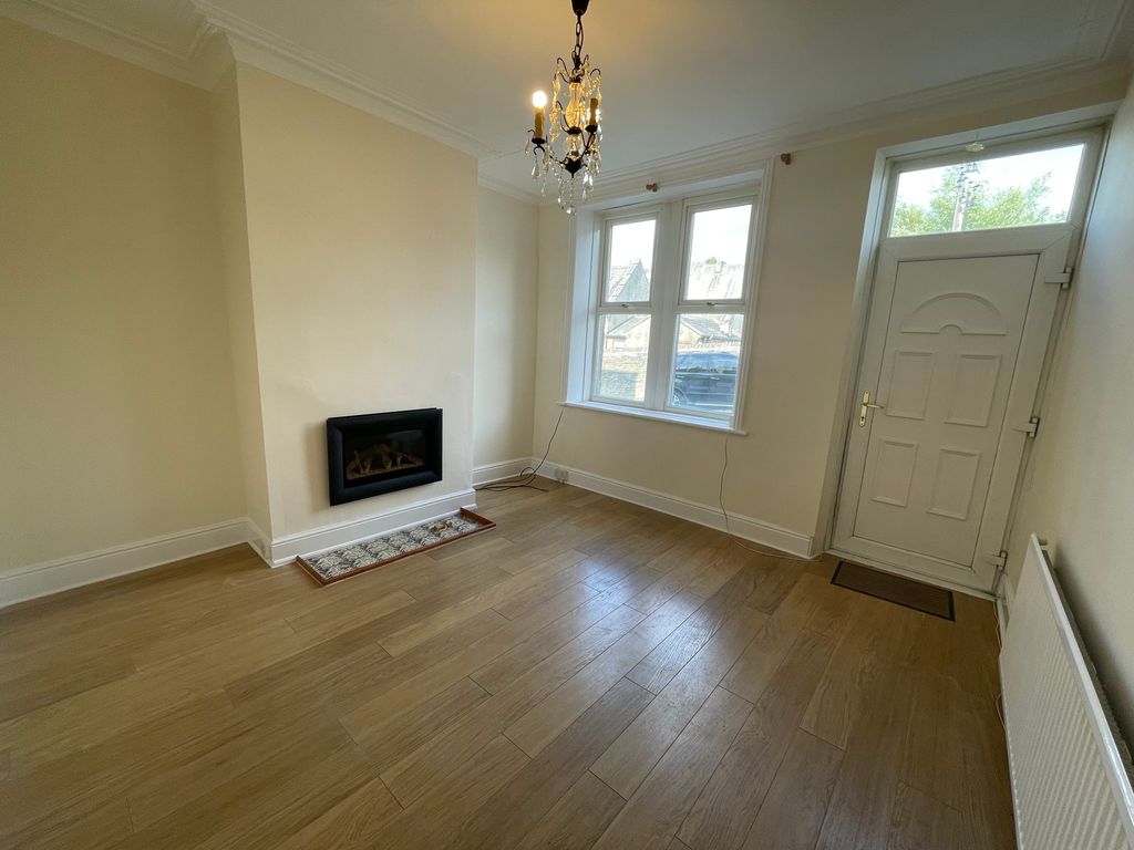 Property photo 2 of 9 Image