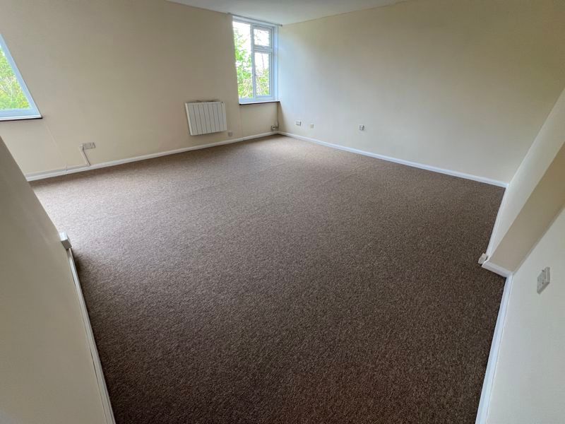 Property photo 2 of 16 Photo 16