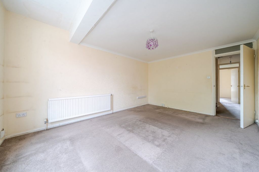 Property photo 3 of 16 Picture No. 11