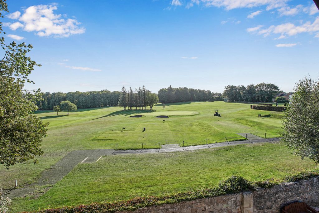 Property photo 2 of 23 Property Image 2