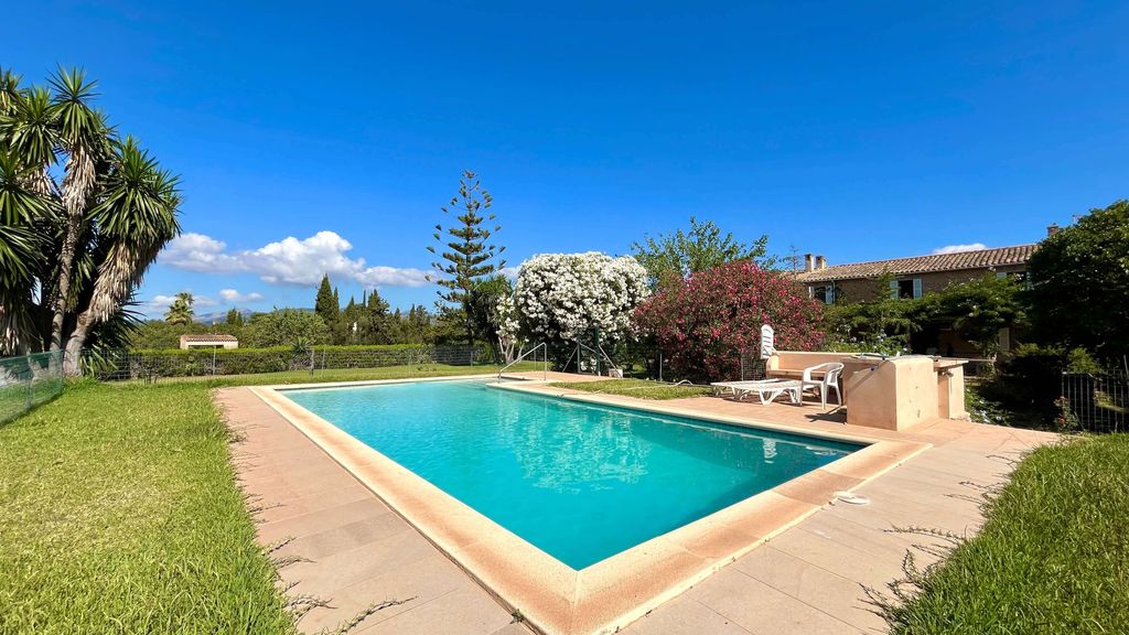 Property photo 1 of 26 001 79540.Jpg