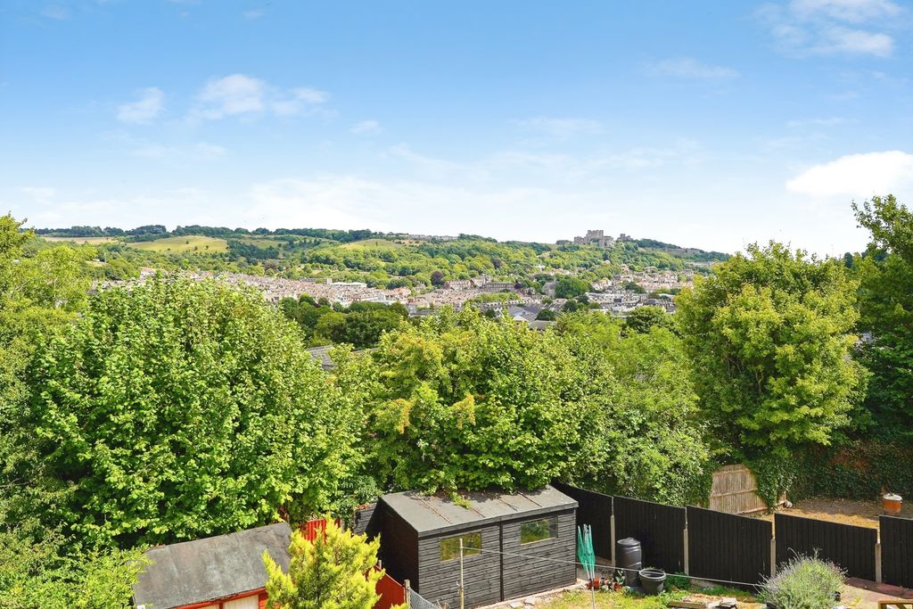 Property photo 2 of 14 Pbox-Img.Jpg