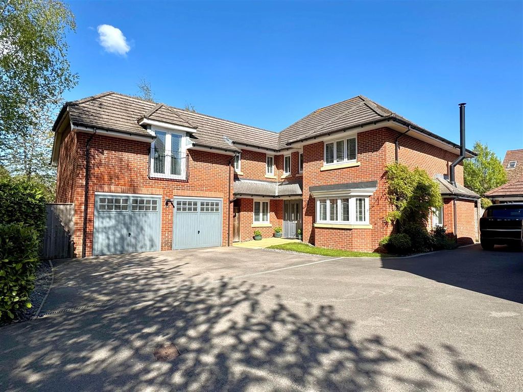 Property photo 1 of 24 Front.Jpg