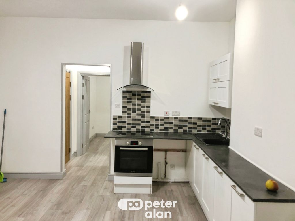 Property photo 3 of 5 Front