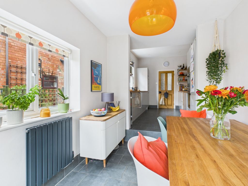 Property photo 3 of 24 3. Cam04922G0-Pr0086-Still013