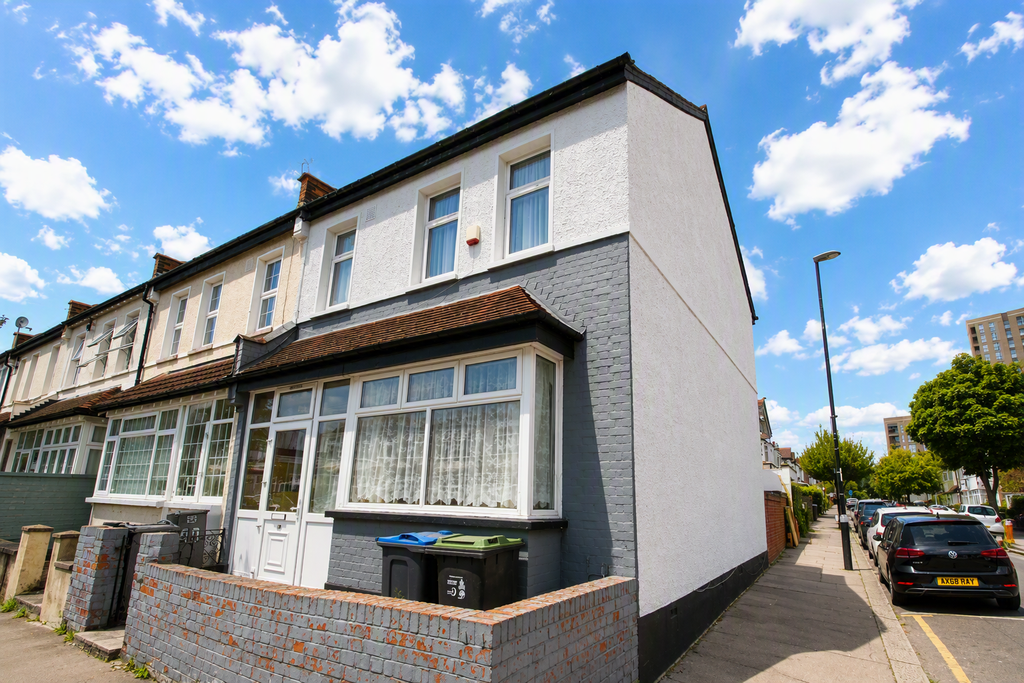 Property photo 1 of 11