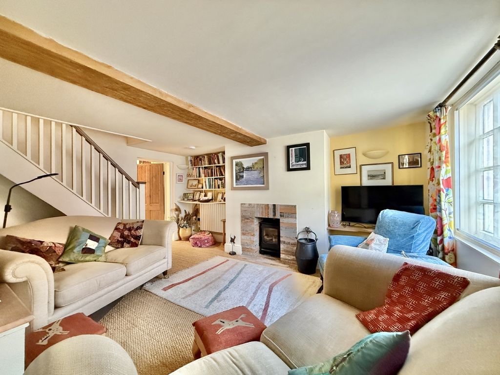 Property photo 3 of 20