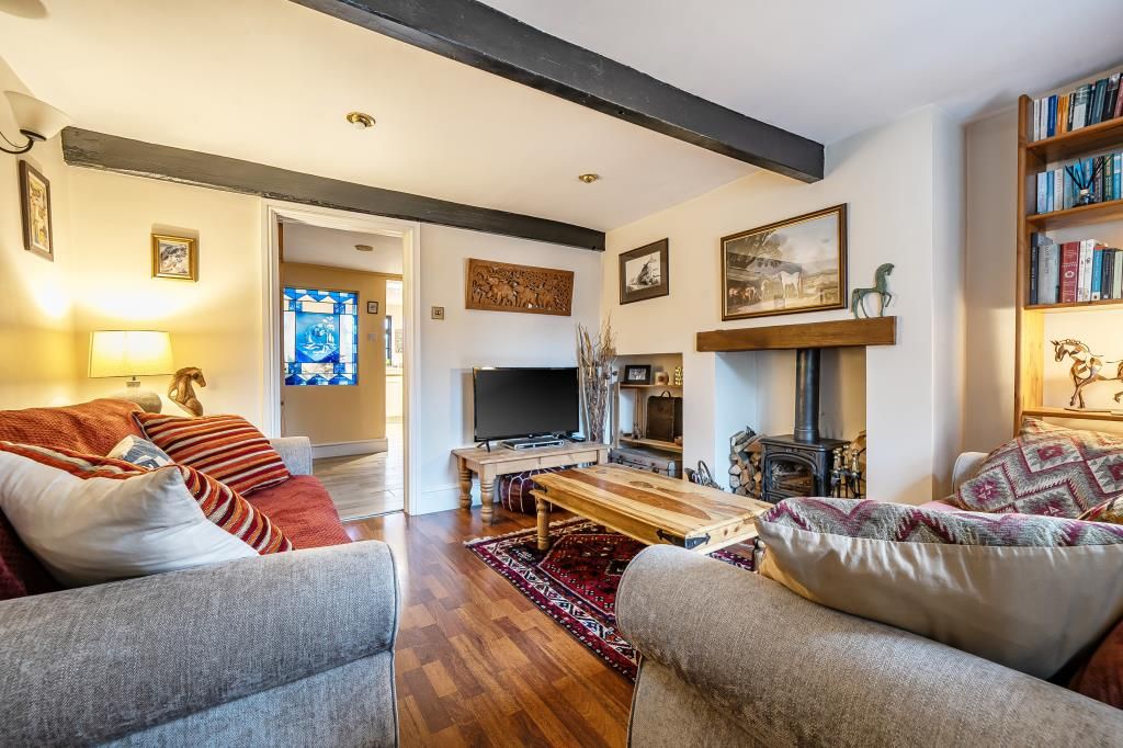 Property photo 3 of 20 Living Room