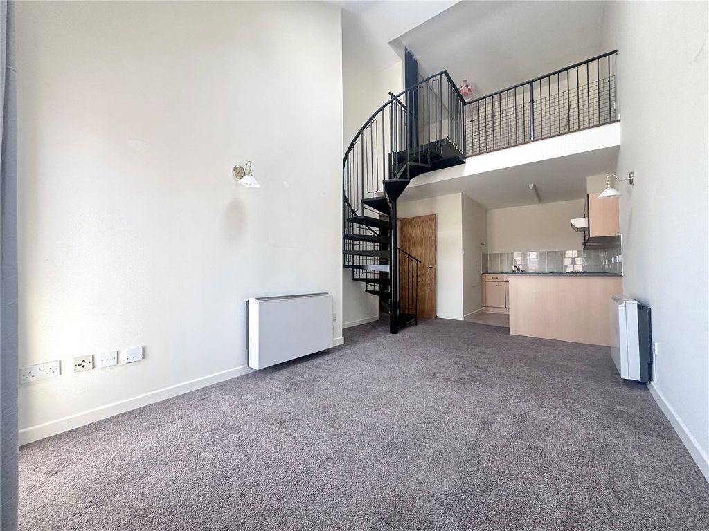 Property photo 2 of 11 Picture No. 06