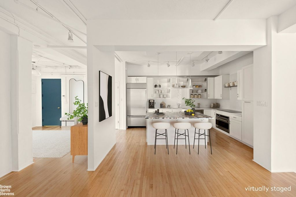 Property photo 3 of 9 <Alttext/>