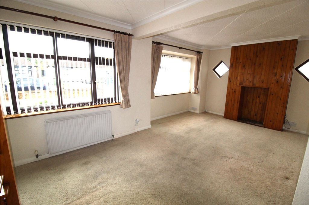 Property photo 3 of 11 Picture No. 15