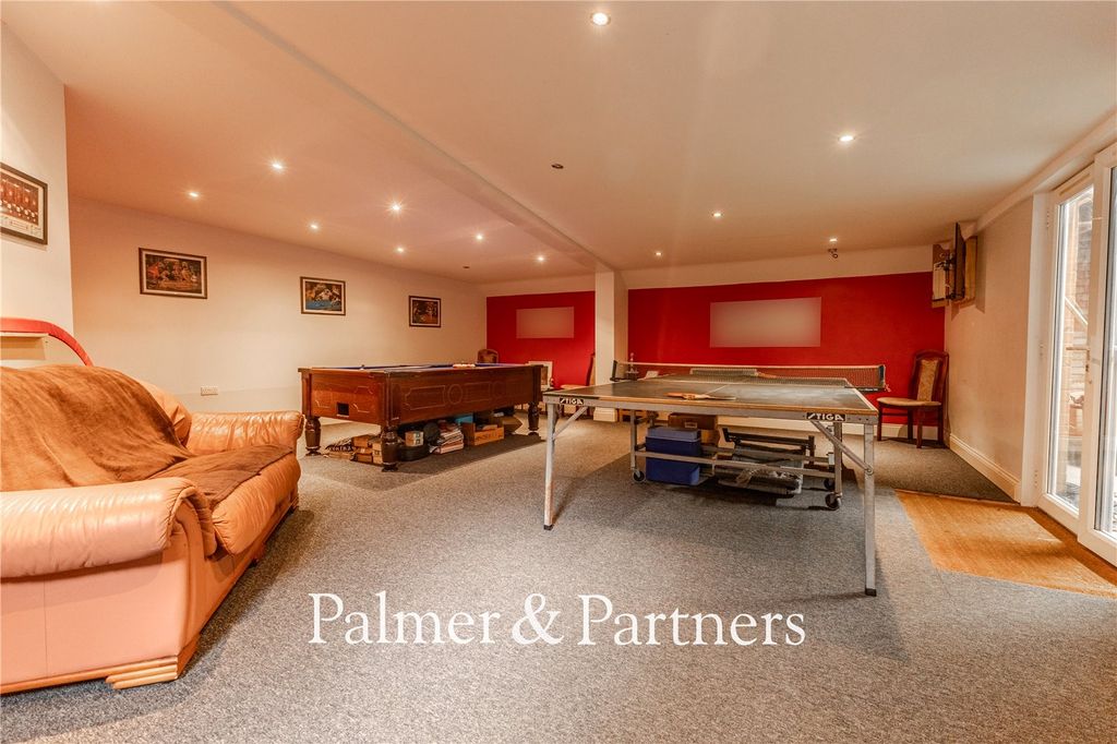 Property photo 2 of 25 Picture No. 07