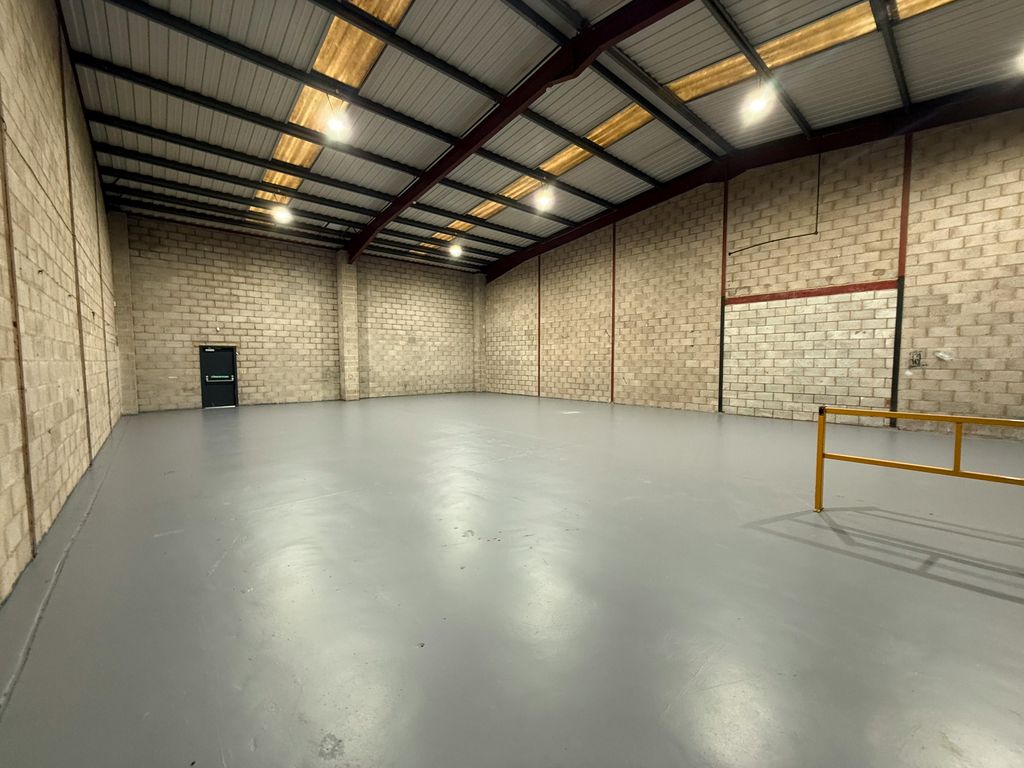 Property photo 2 of 7 20260312_163412184_Ios.Jpg