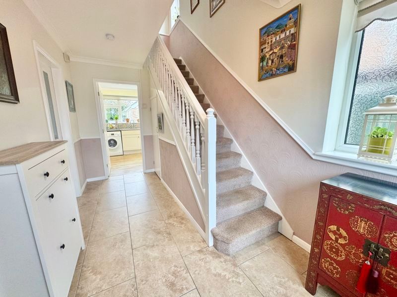 Property photo 2 of 19 Hallway