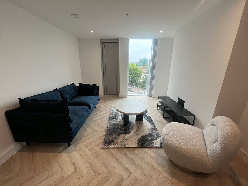 Property photo 2 of 41 Picture 2