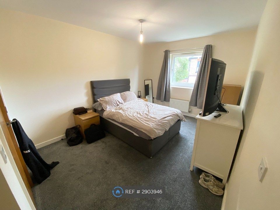Property photo 3 of 5