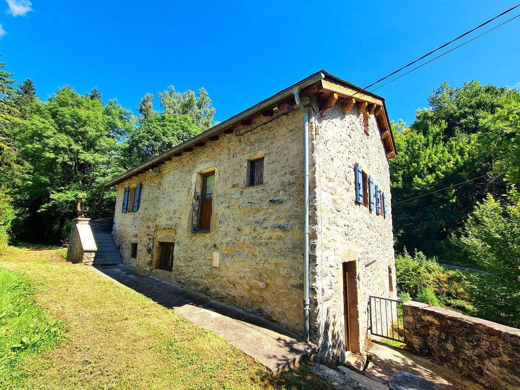 Property photo 1 of 21