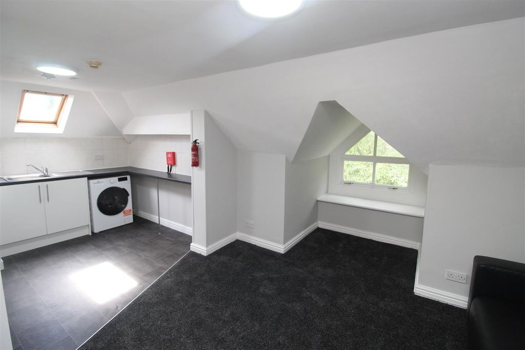 Property photo 1 of 11 Img_2752.Jpg