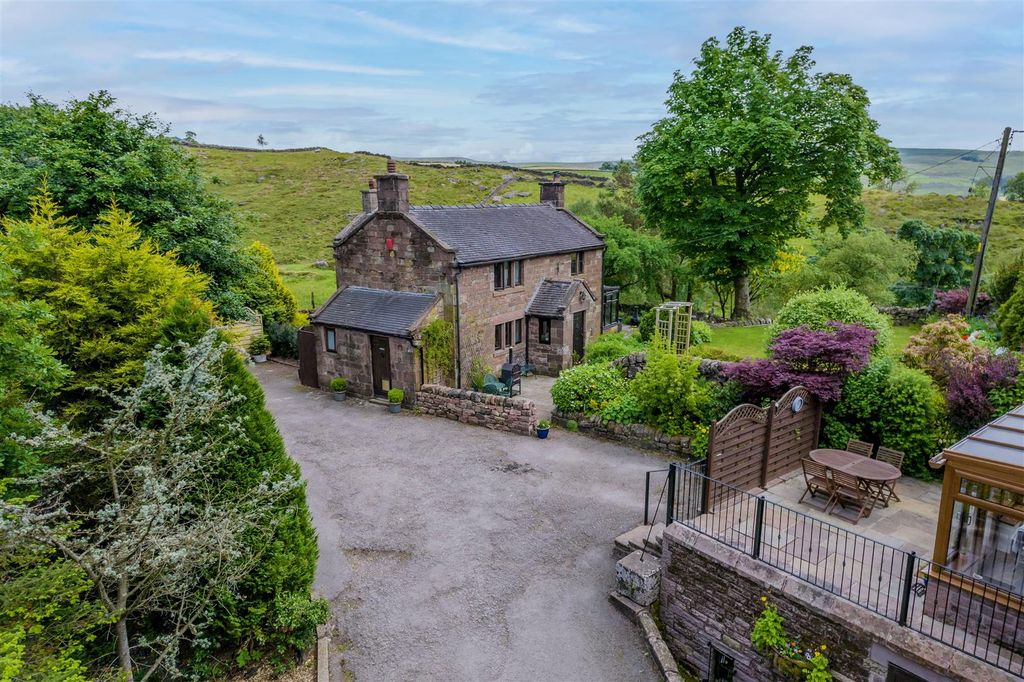 Property photo 3 of 75 Main House