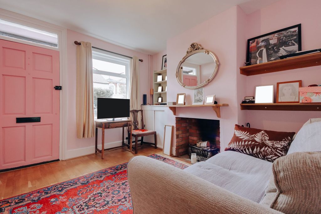 Property photo 3 of 13 Living Room