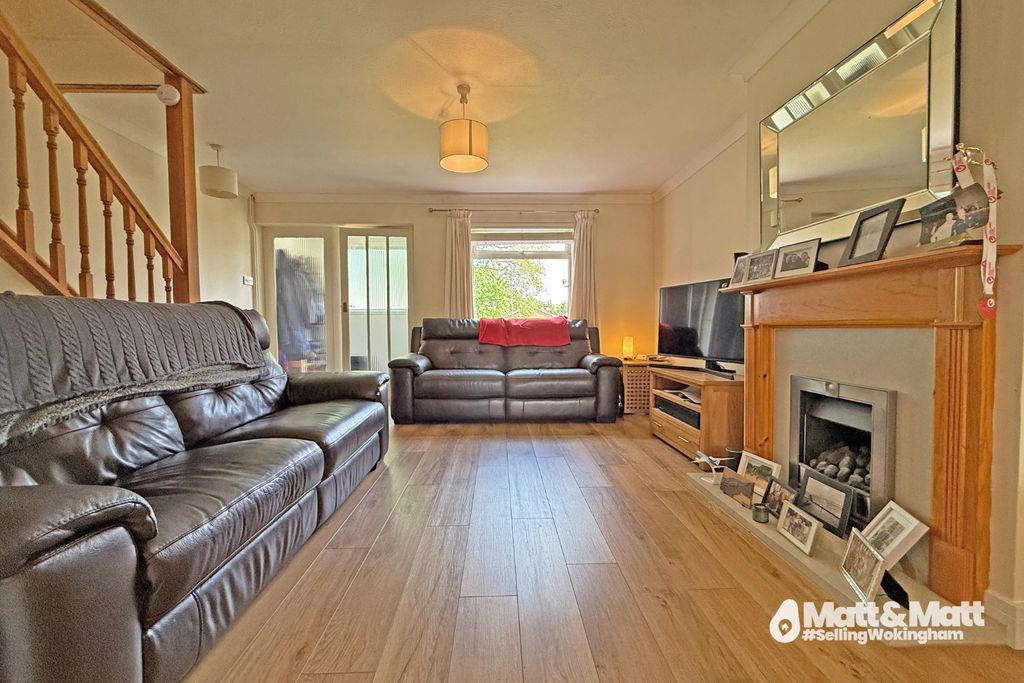 Property photo 3 of 12 4171957