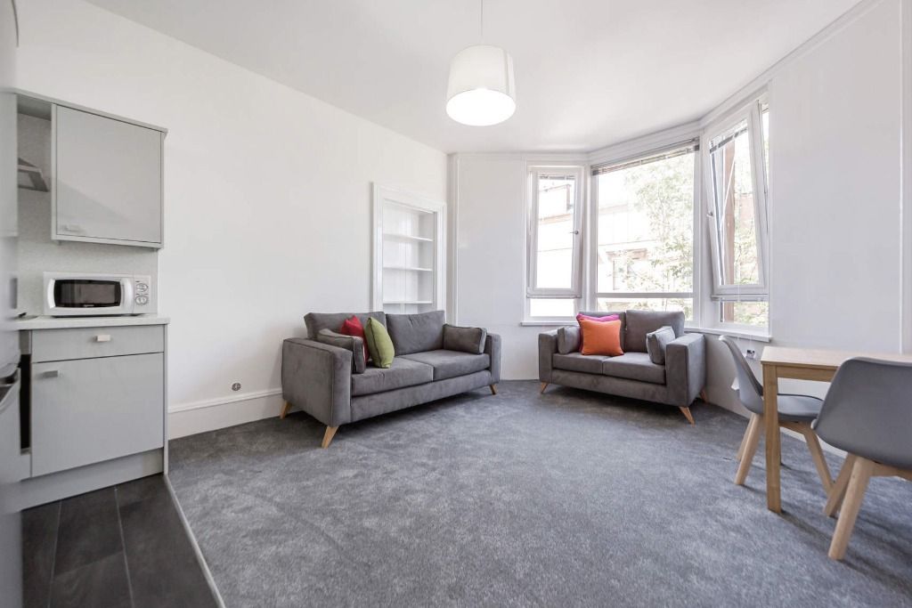 Property photo 3 of 9 Photo 3