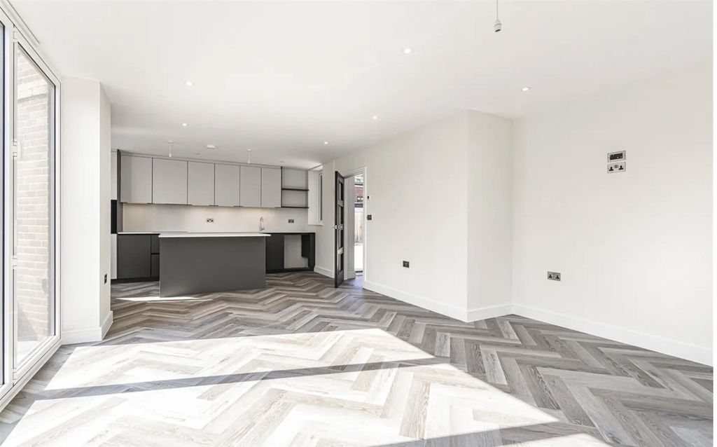 Property photo 2 of 16 Kitchen / Dining / Living Room