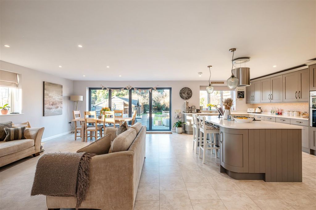 Property photo 2 of 18 Kitchen, Dining &amp; Sitting Area