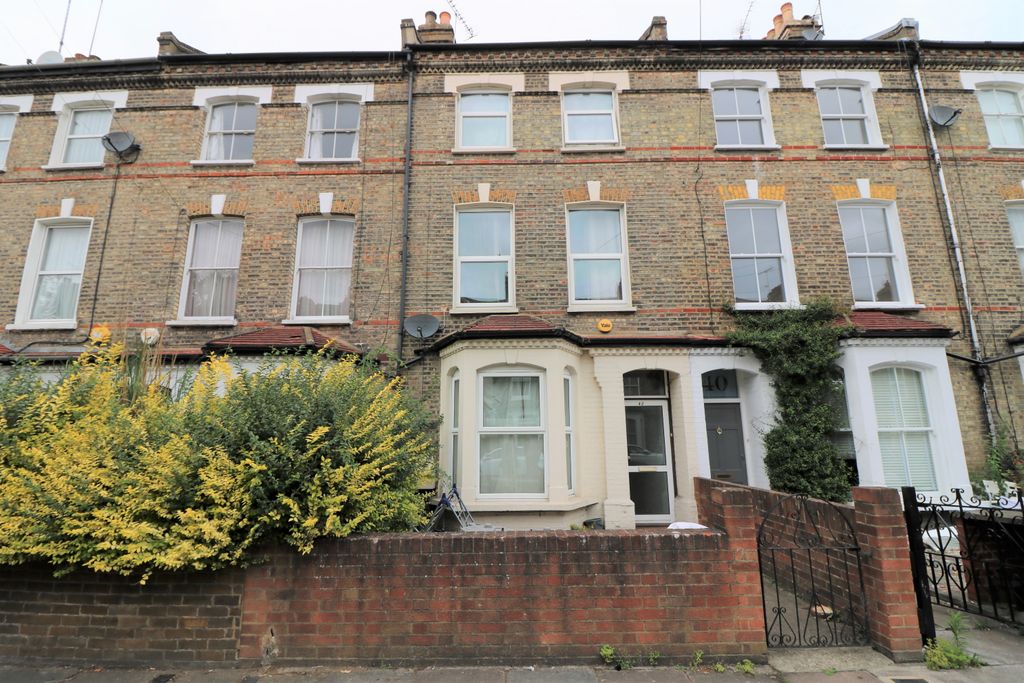 Property photo 1 of 19