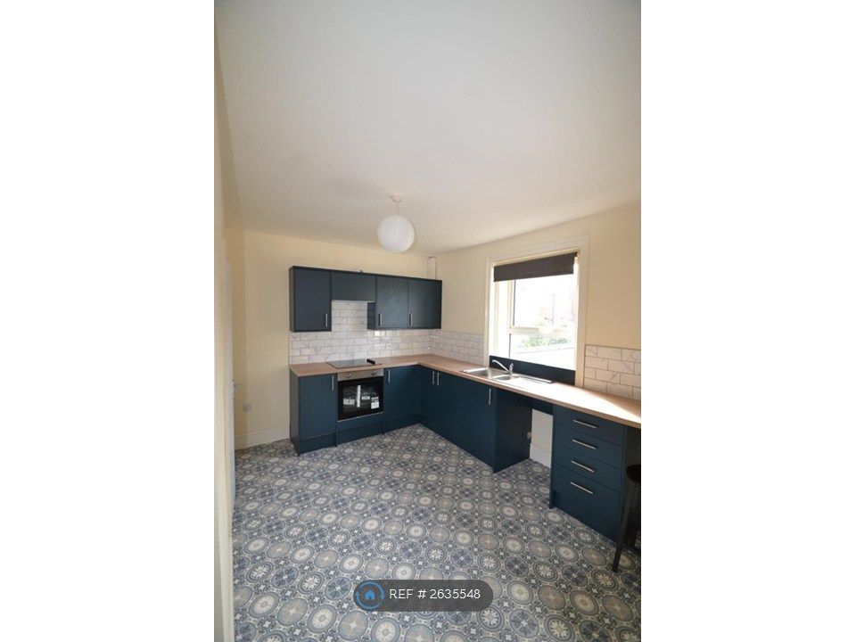 Property photo 1 of 14 Kitchen