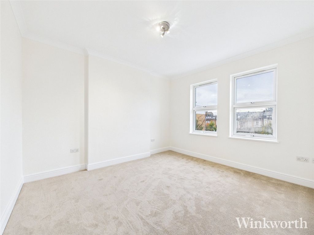 Property photo 2 of 8 Picture No. 09