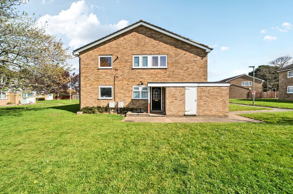Property photo 1 of 13 1441902-1-69De548...