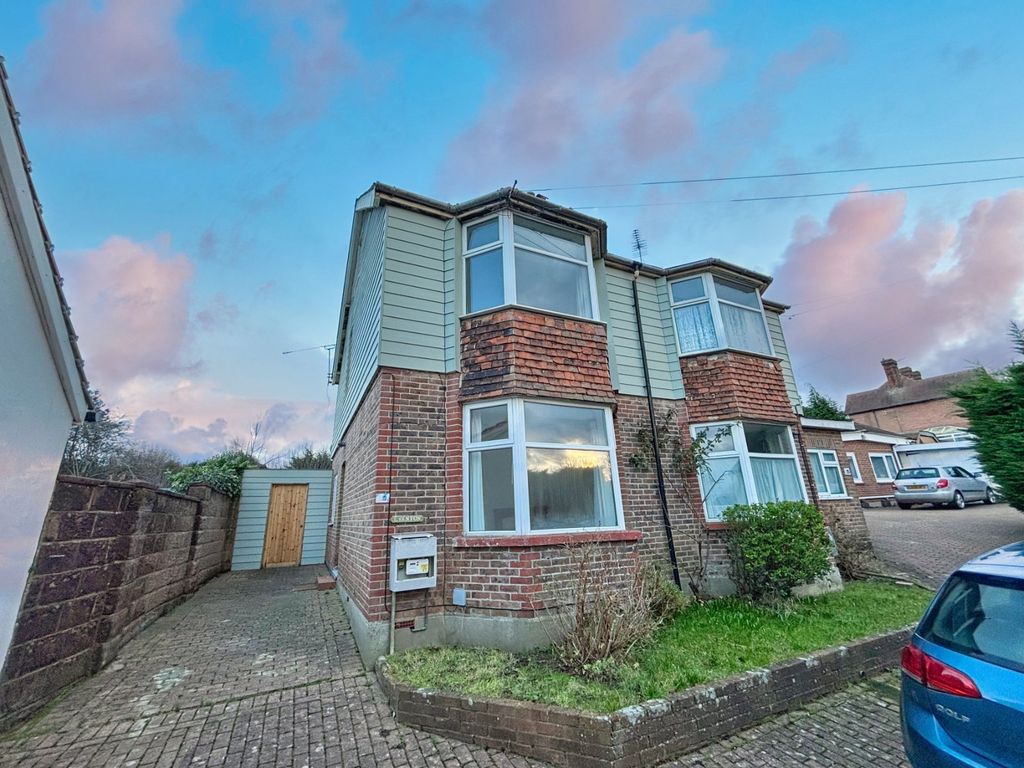 Property photo 1 of 8 Picture No. 08